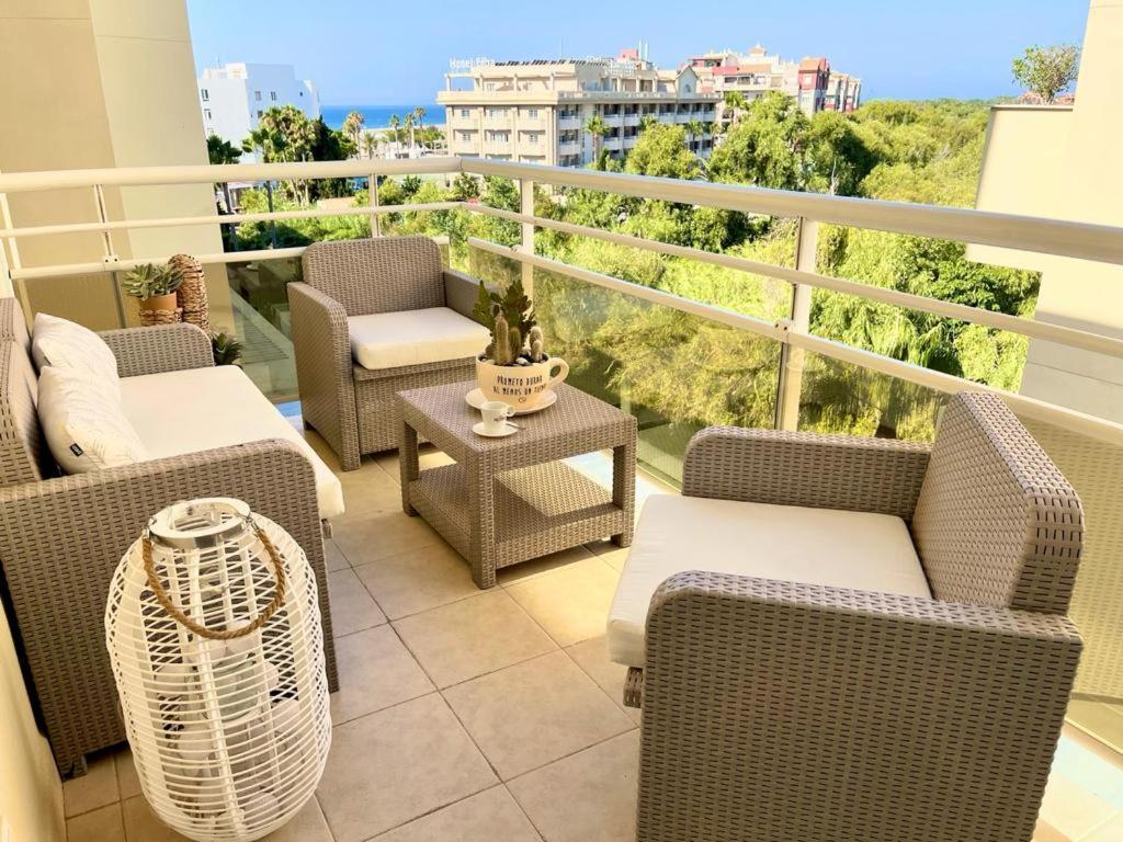 Lujo Frente Al Mar. Luxury On The Beachfront. โมตริล ภายนอก รูปภาพ